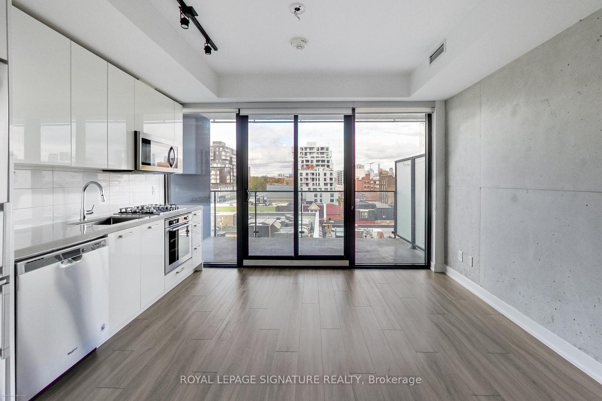 458 Richmond Street Unit 808 photo 5