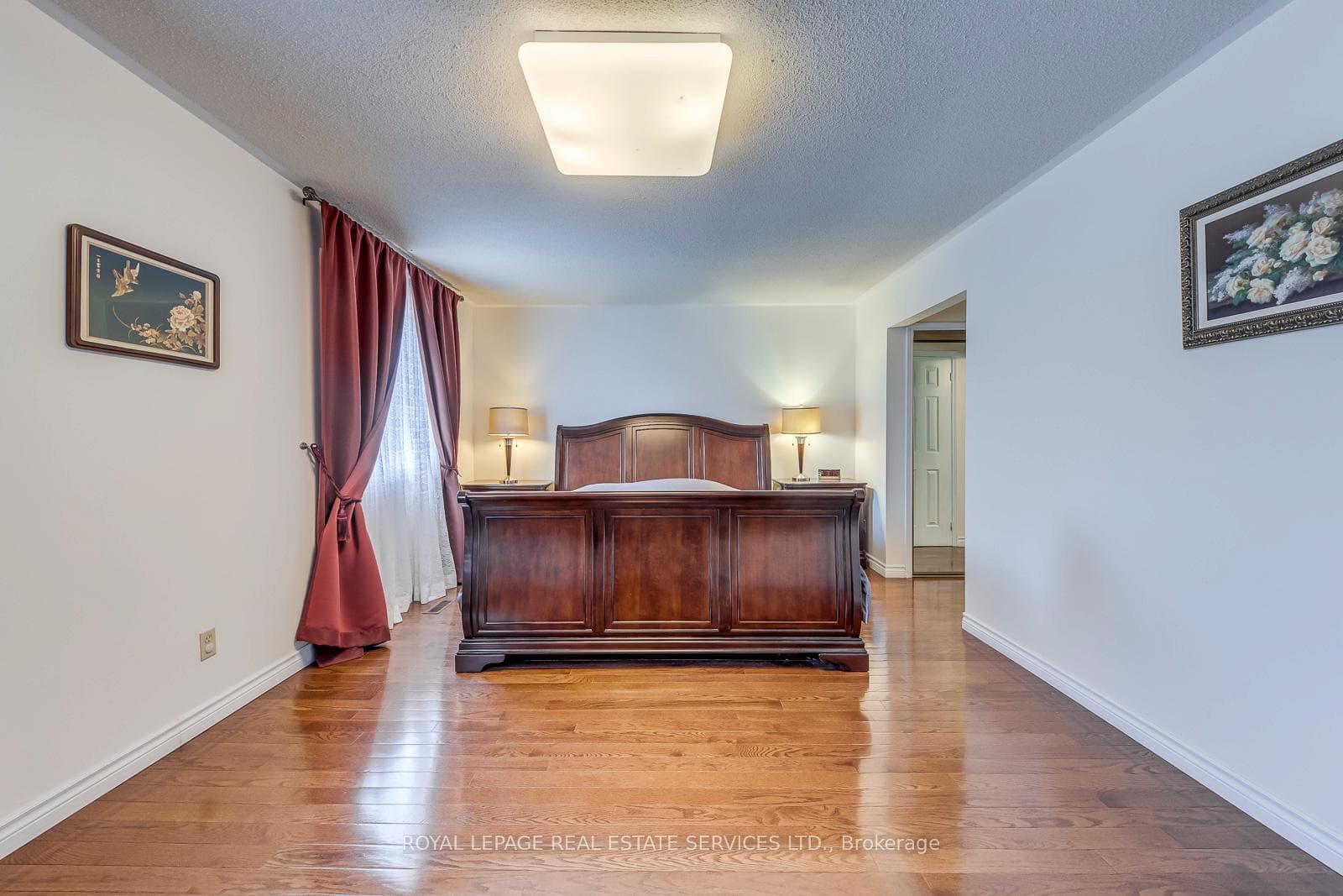 4370 Goldenrod Crescent photo 19