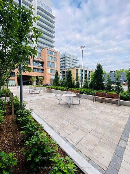 185 Deerfield Road Unit 219 photo 18