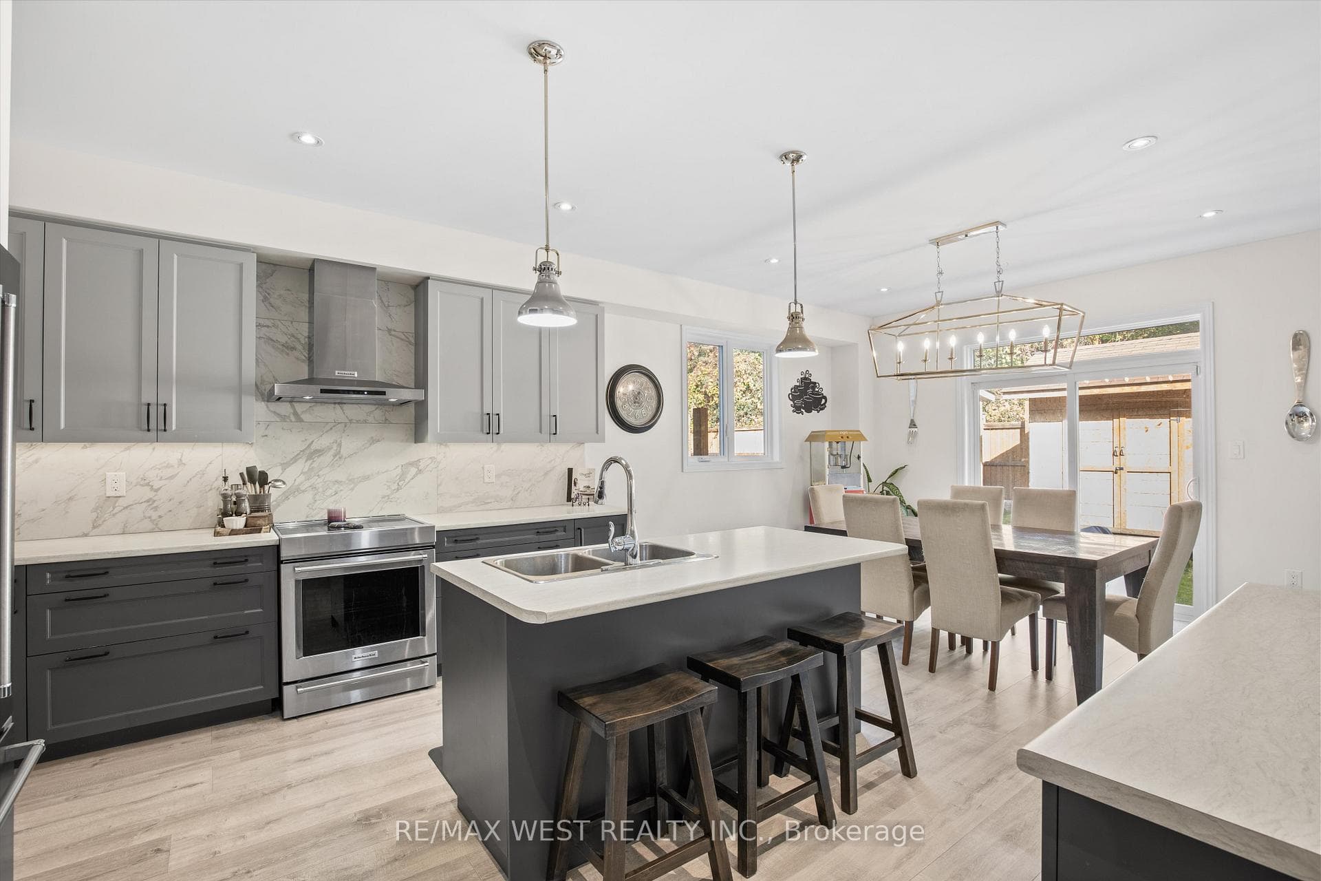 133 Mcfarlane Crescent photo 8
