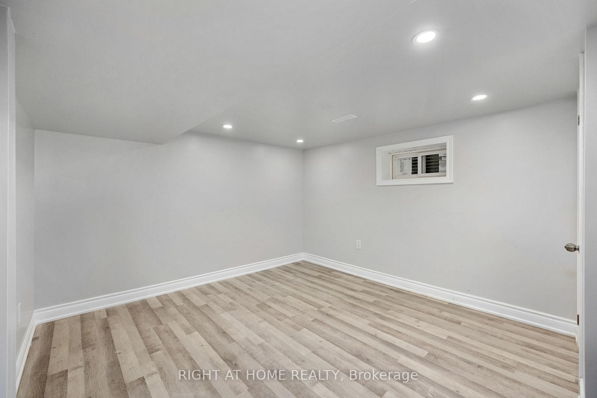 53 Gaiety Drive photo 34