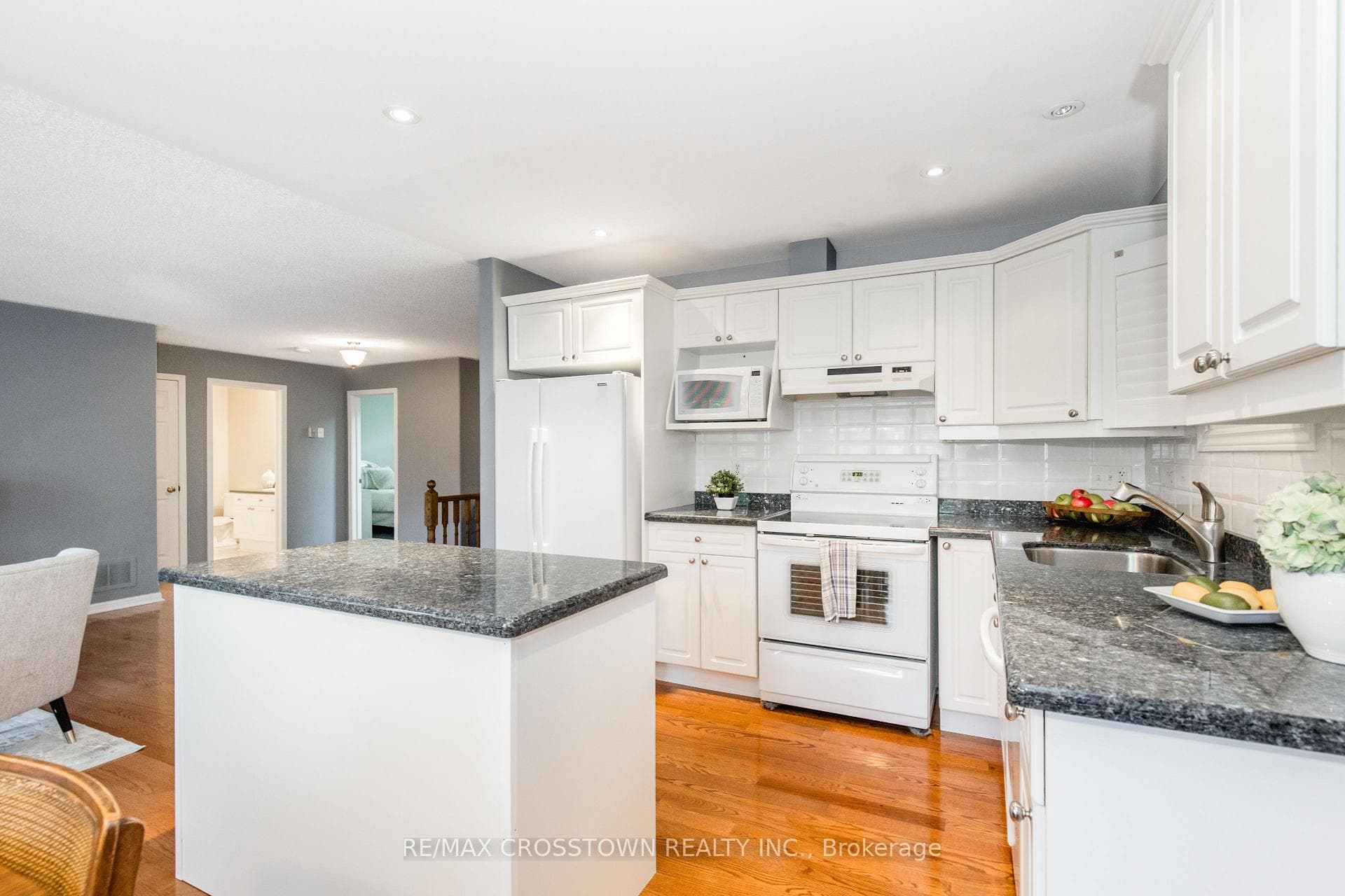 358 Little Avenue Unit 16 photo 16