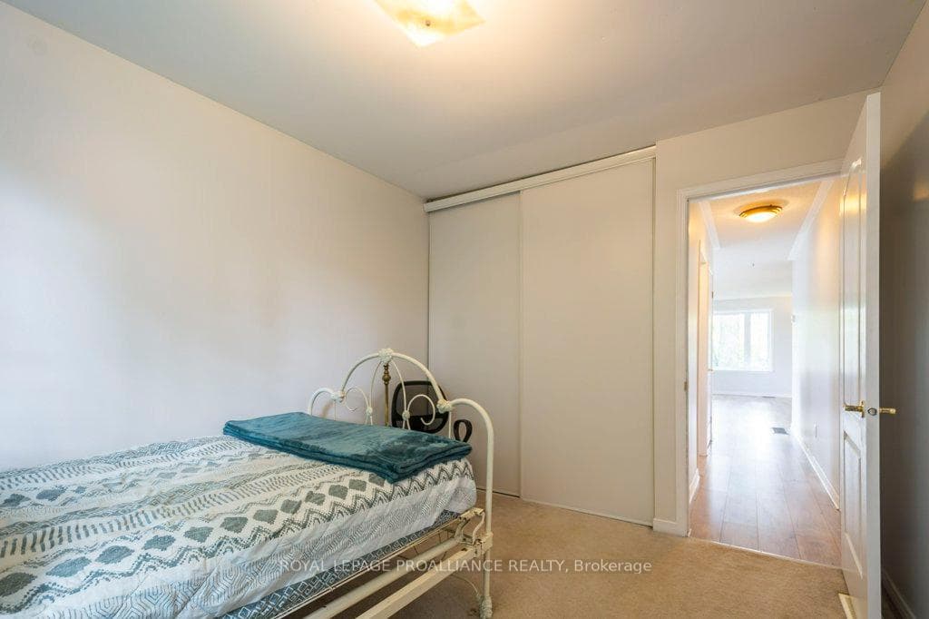 257 Pine Street photo 13