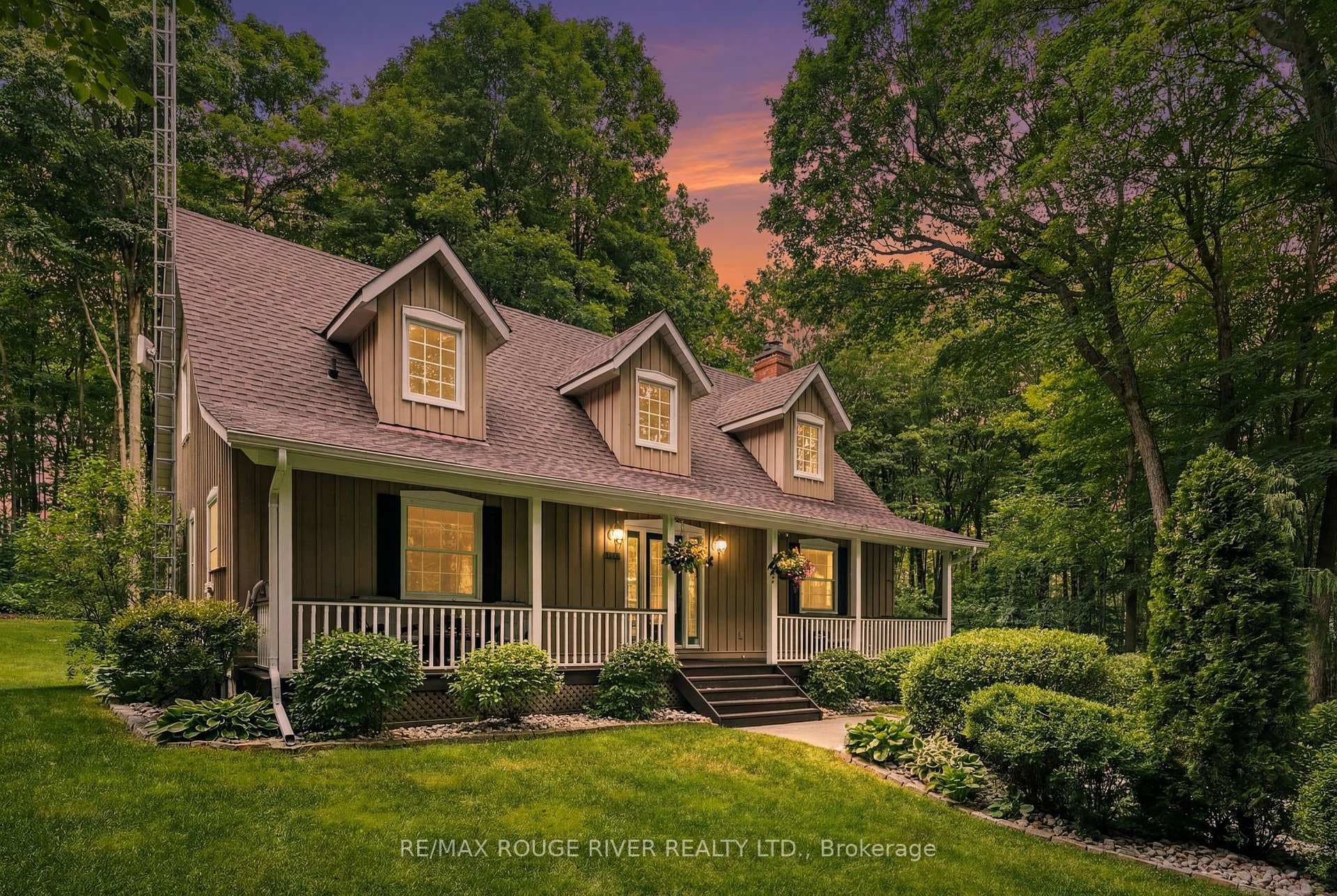 2774 Les Davey Road photo 2