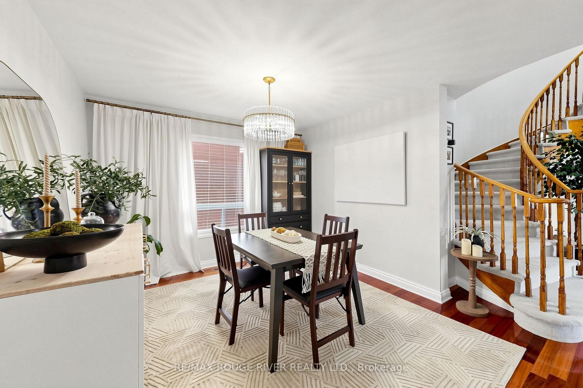 66 Tidewater Crescent photo 9