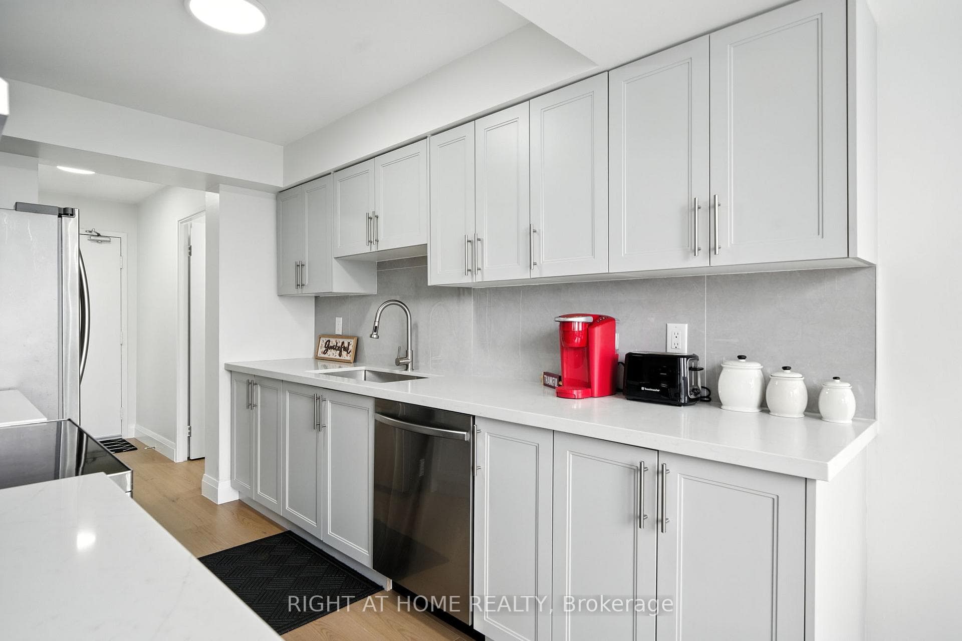 700 Constellation Drive Unit 510 photo 11