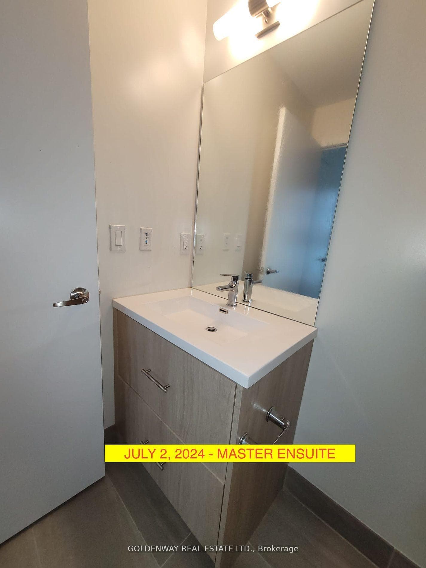 188 Fairview Mall Drive Unit 901 photo 9