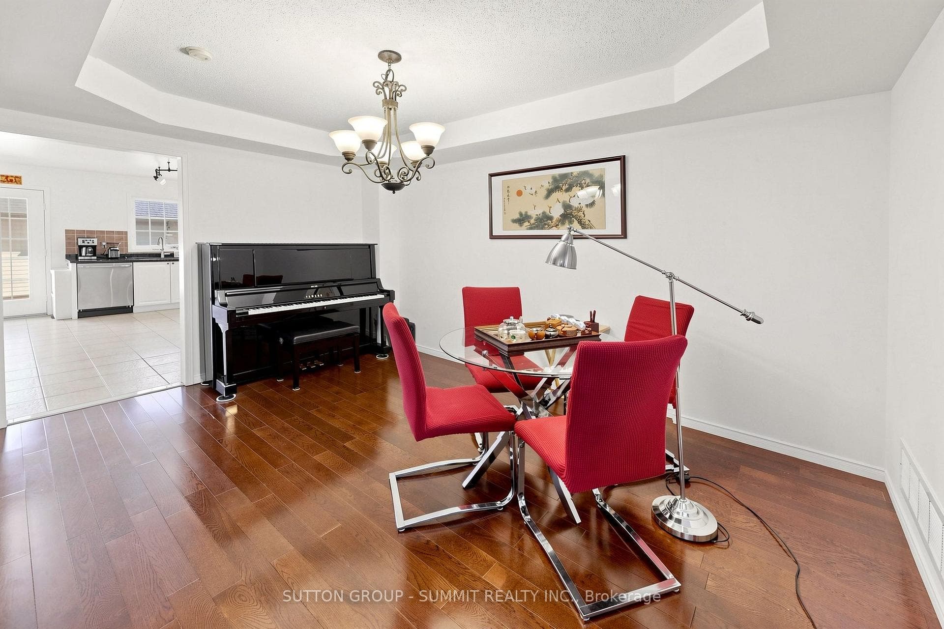 141 Gatwick Drive photo 5