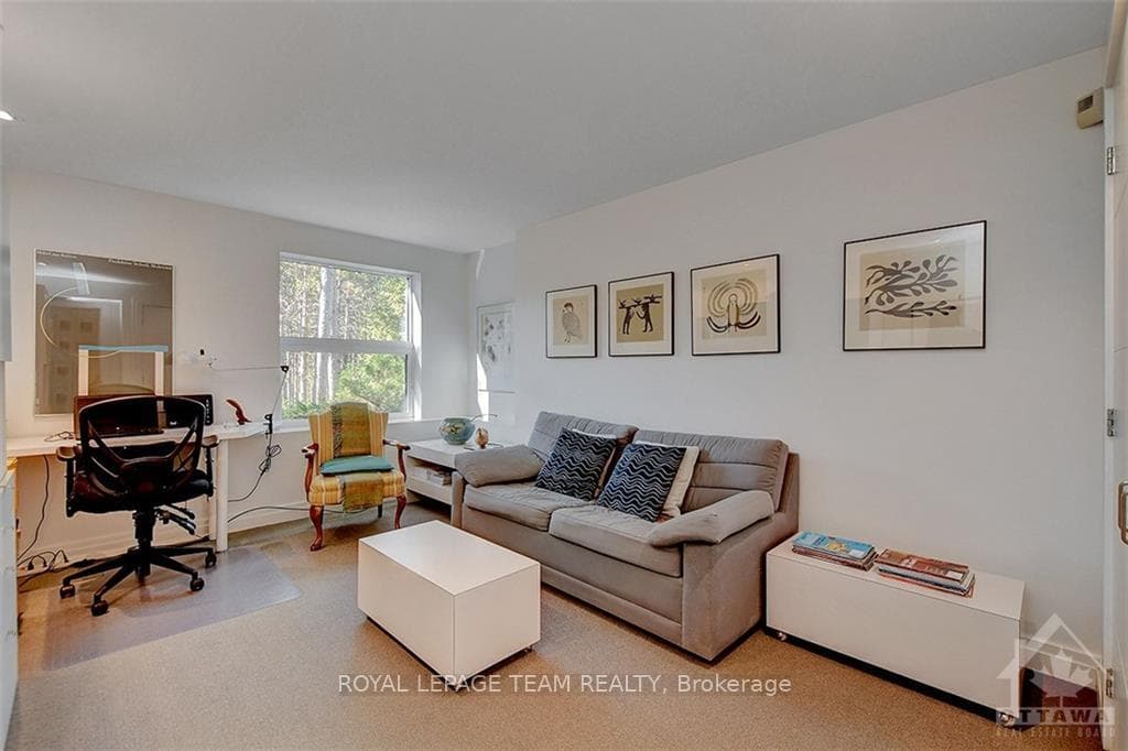 589 MOUNTAINVIEW Road photo 20