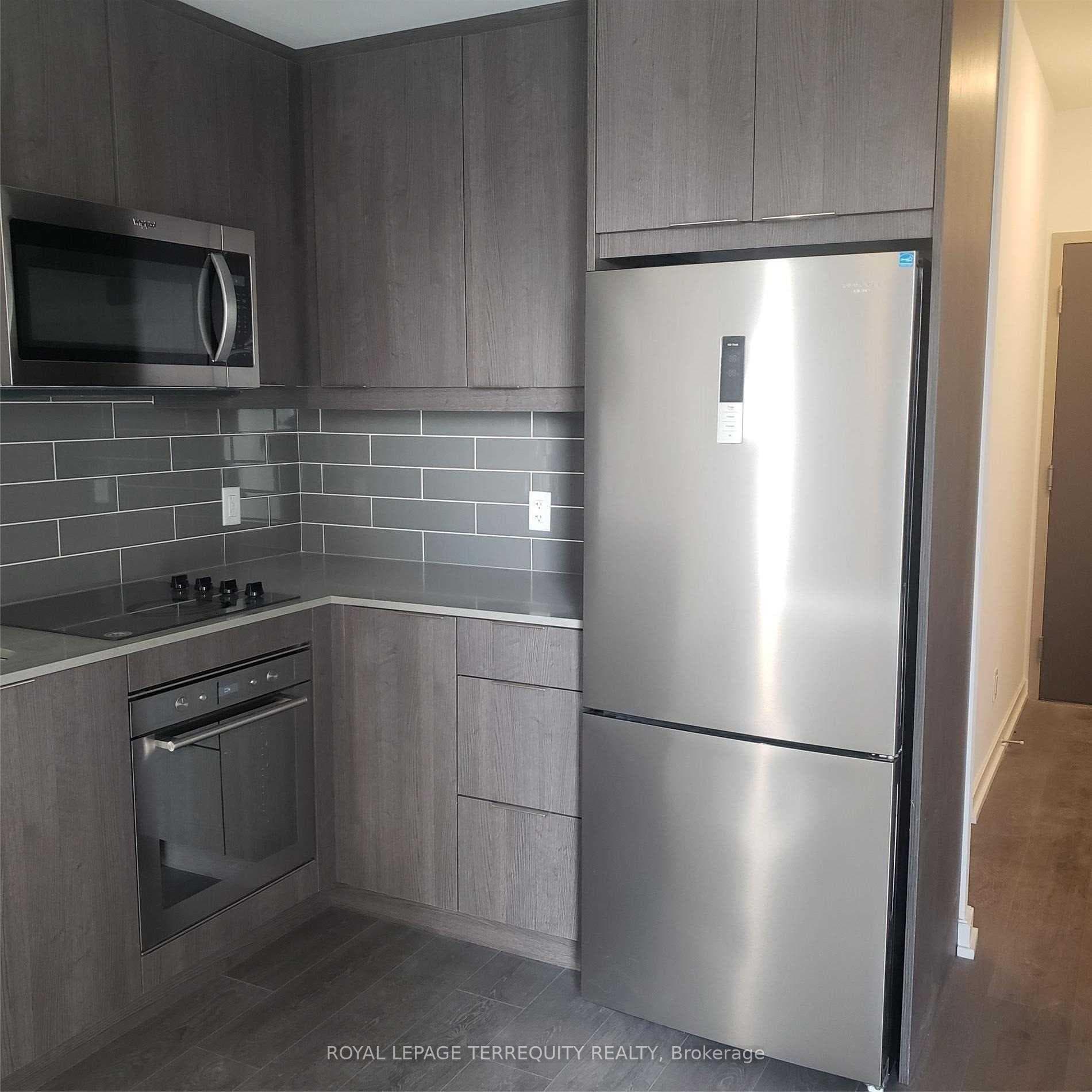 36 Forest Manor Road Unit 1306 photo 6