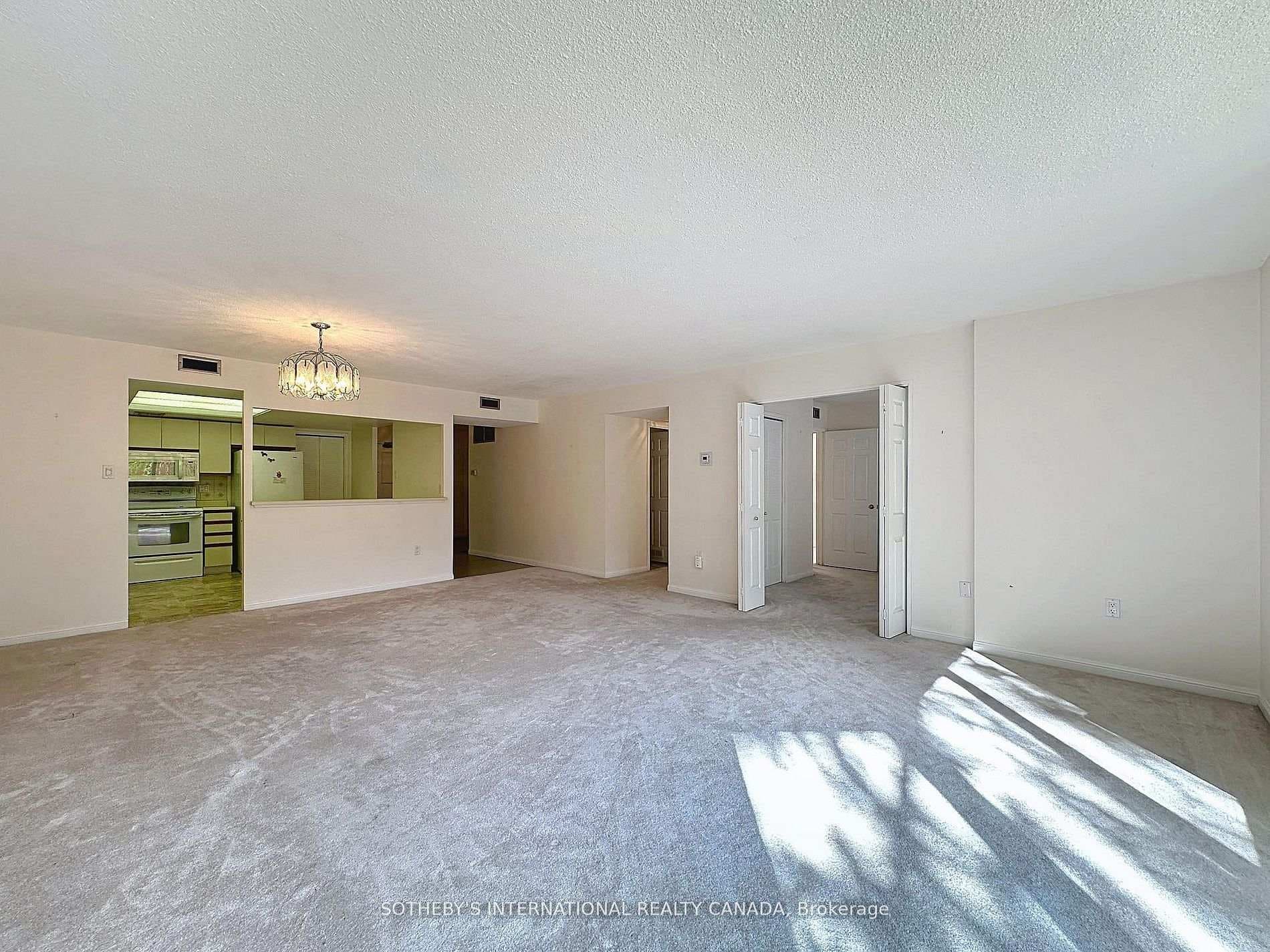 245 The Donway N/A Unit 204 photo 20