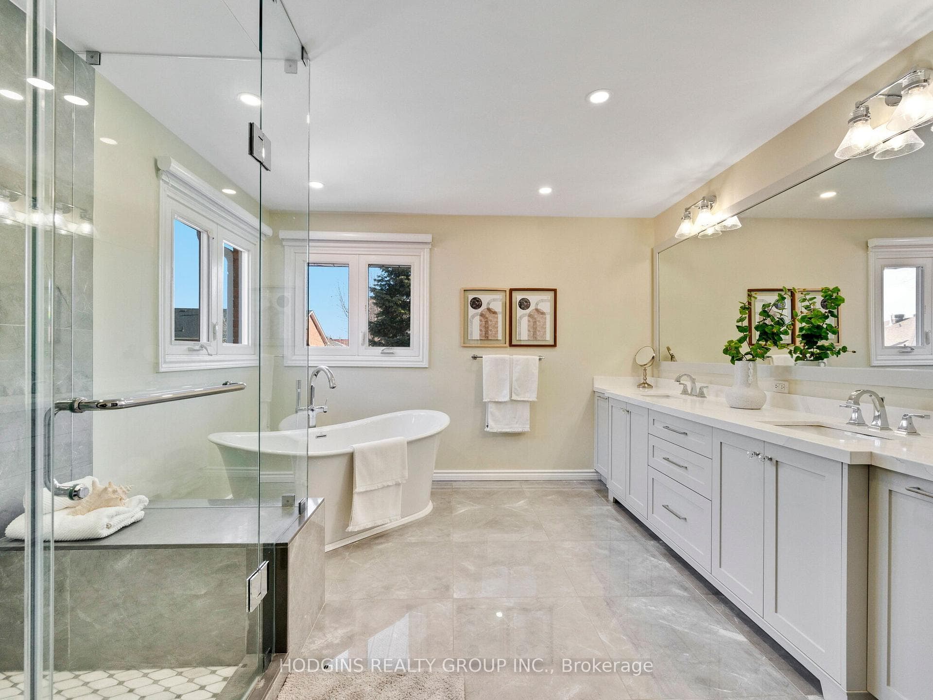 1550 Hollywell Avenue photo 27