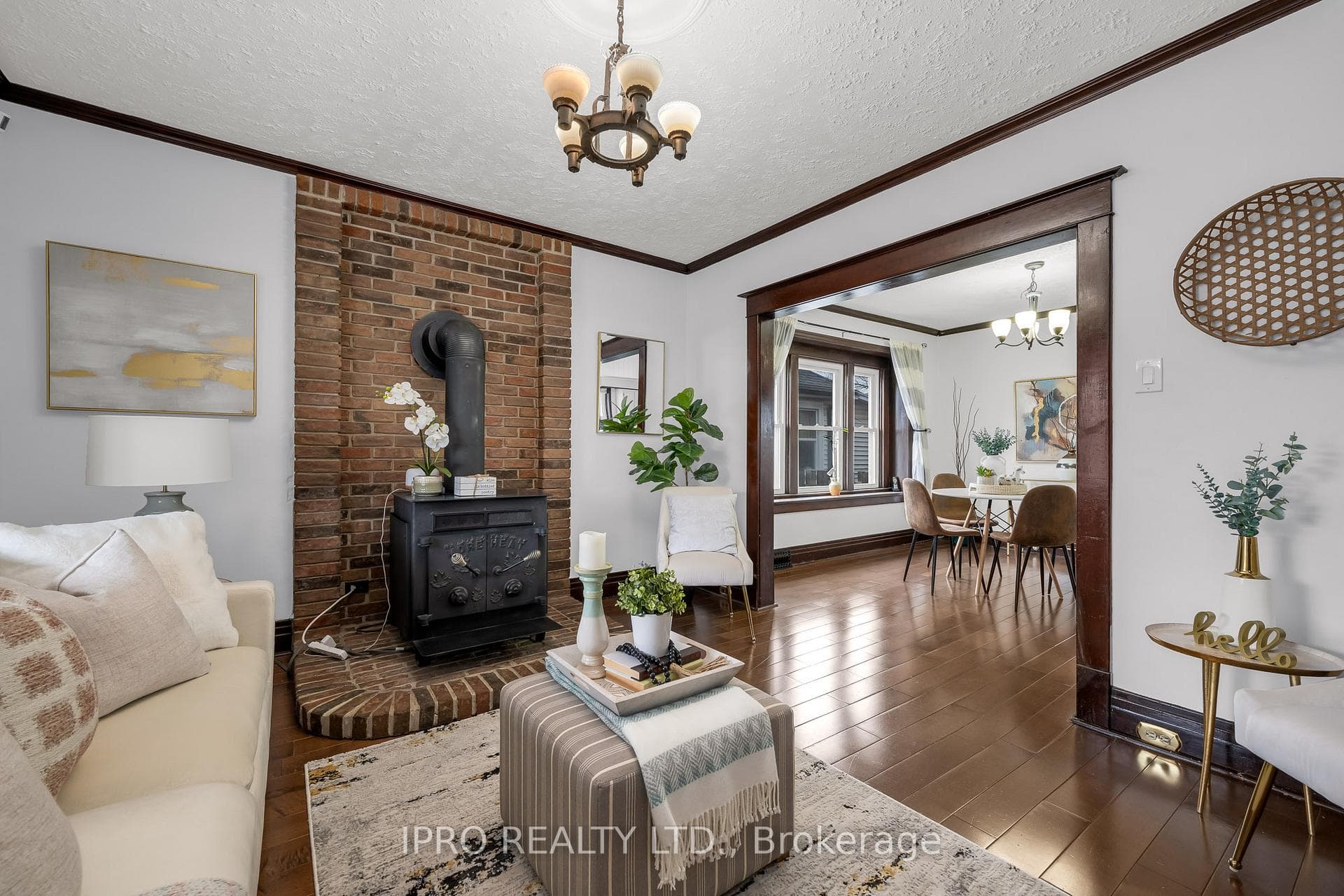 233 Geneva Street photo 4