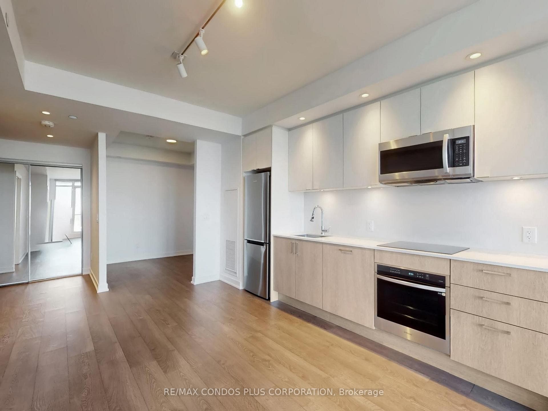 1928 Lake Shore Boulevard Unit 4001 photo 17