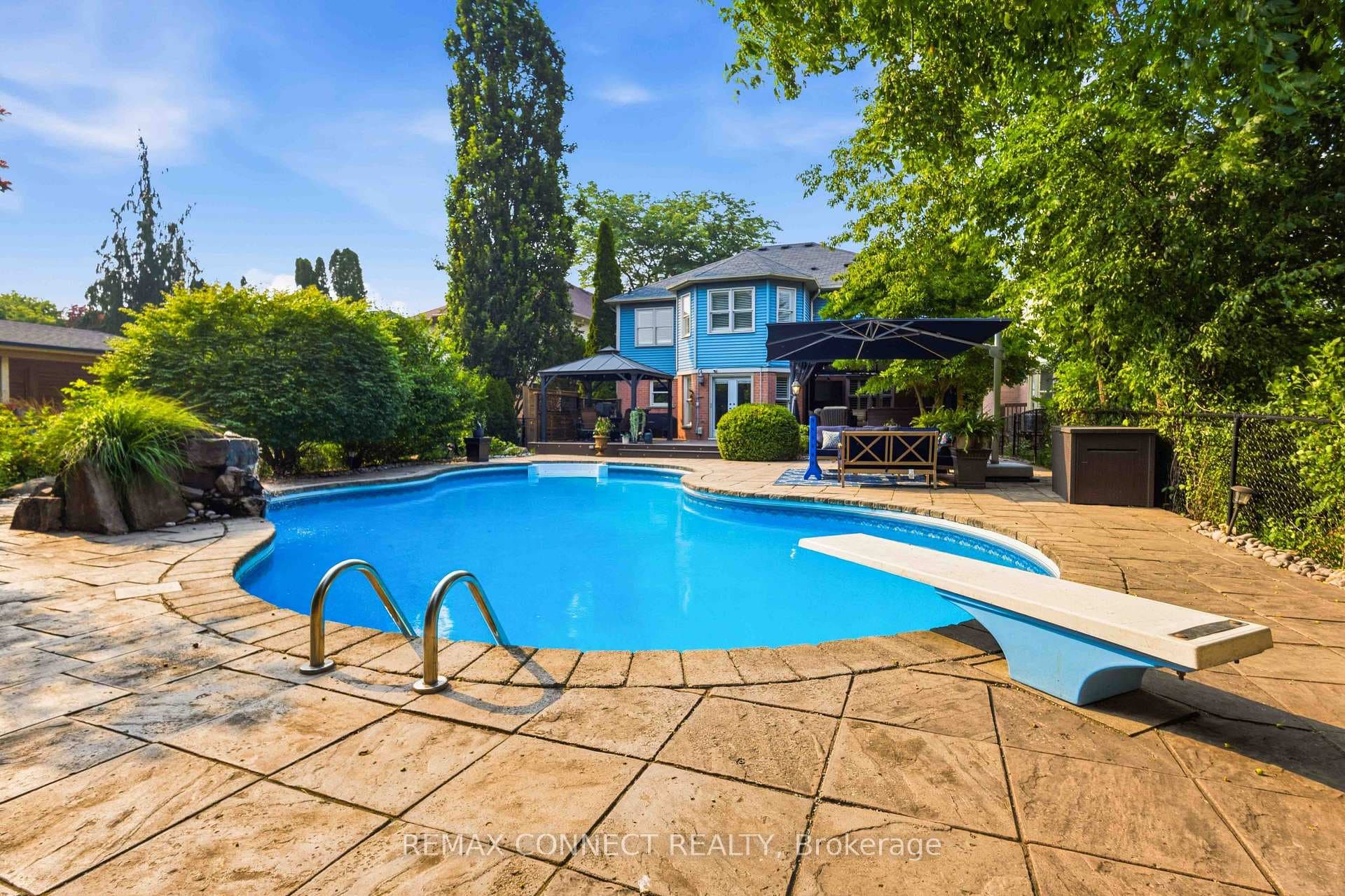 9 Nettle's Court photo 39