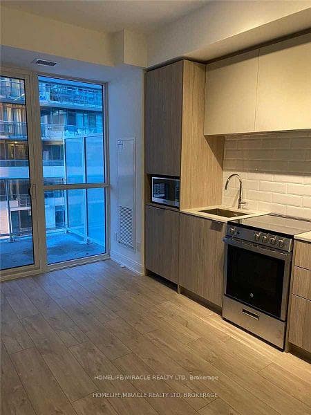 70 Annie Craig Drive Unit 406 photo 2