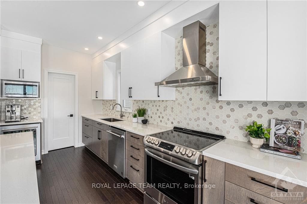 108 BONNE RENOMMEE Avenue photo 9