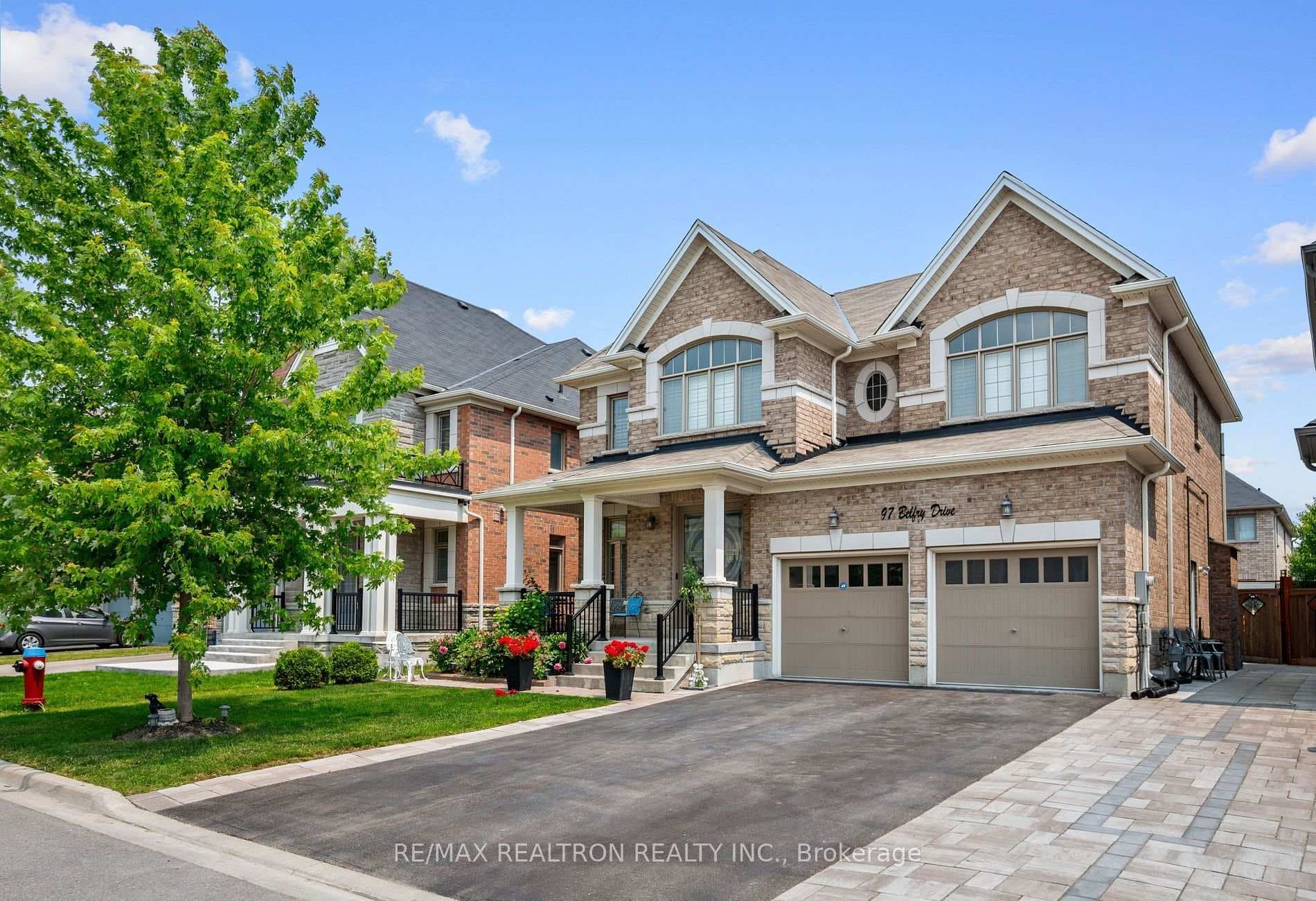 97 Belfry Drive photo 1