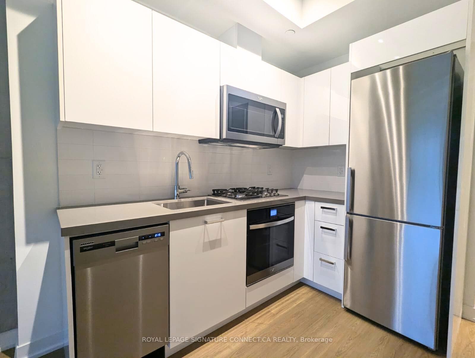 195 McCaul Street Unit 204 photo 10