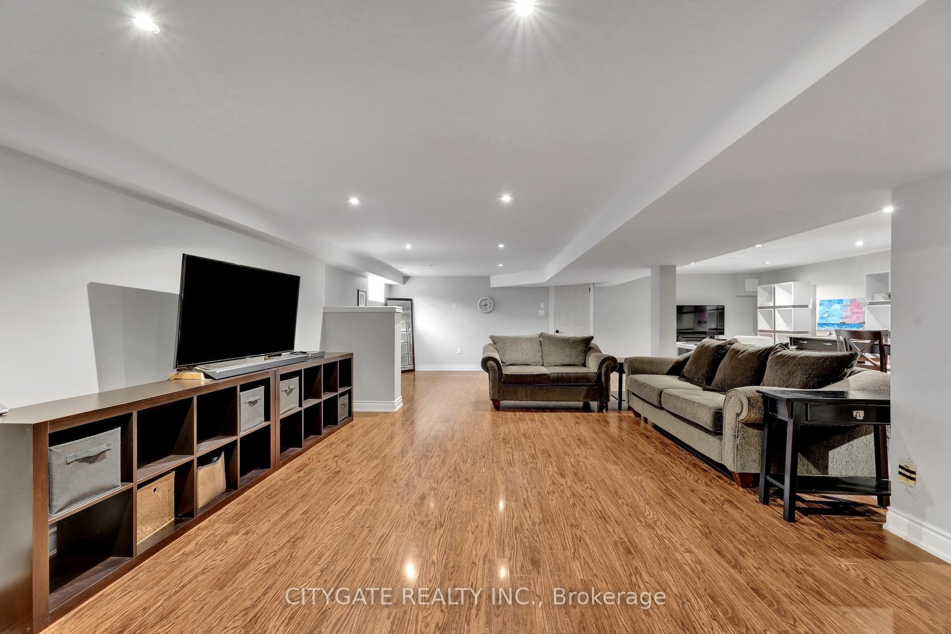 1795 Centre Road photo 29
