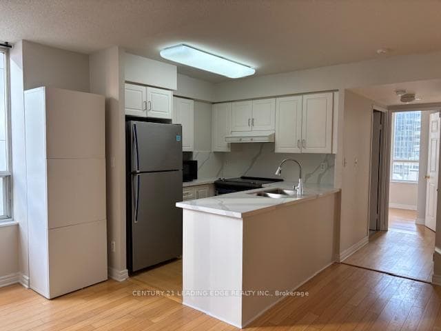 43 Eglington Avenue Unit 1110 photo 7