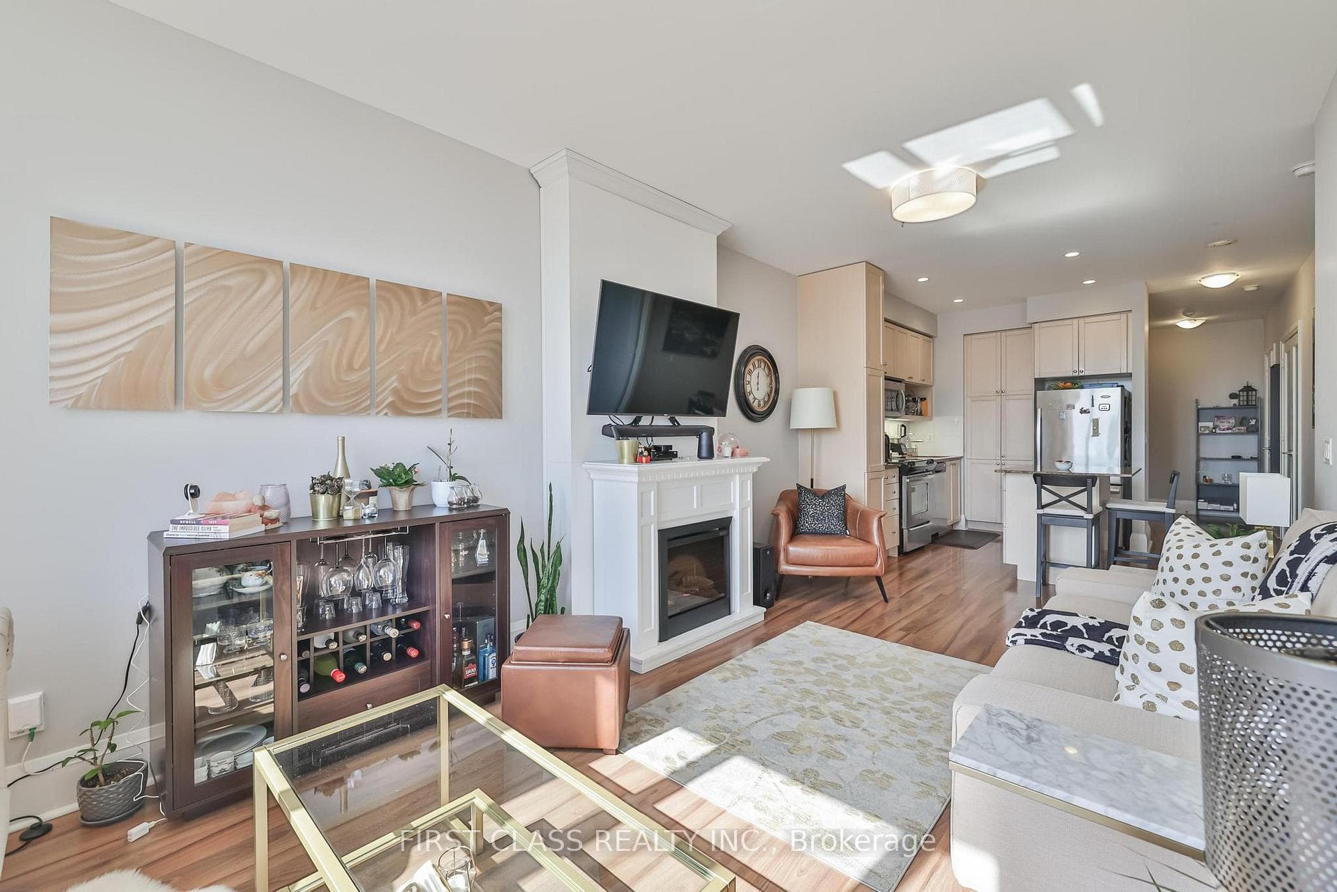 100 Harrison Garden Boulevard Unit 326 photo 13