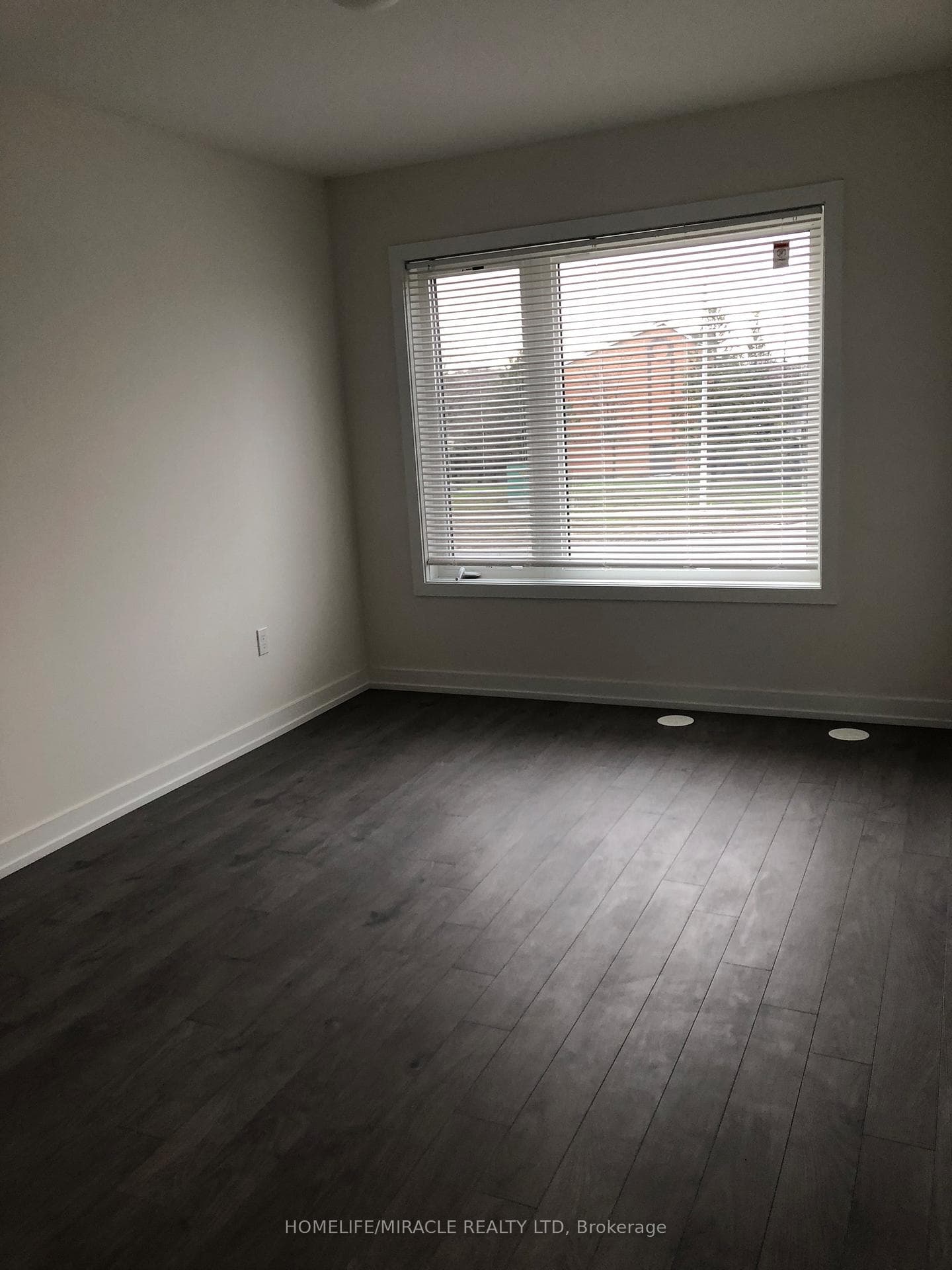 1555 Kingston Road Unit 202 photo 8