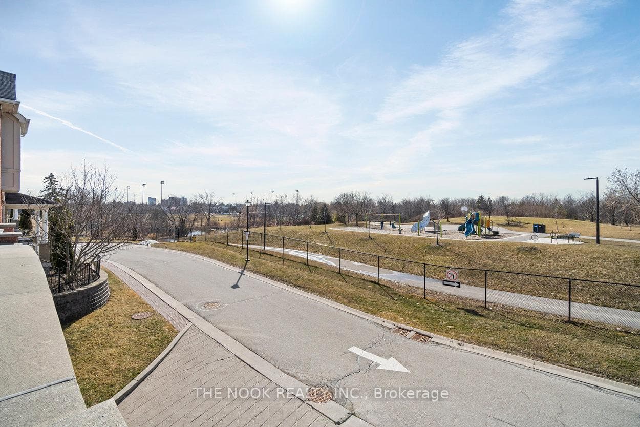 50 Torr Lane photo 28