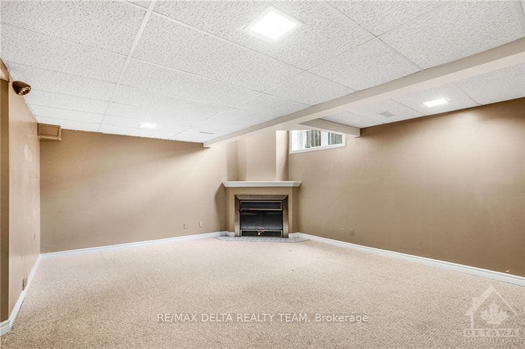 1799 SUMMERFIELDS Crescent photo 22