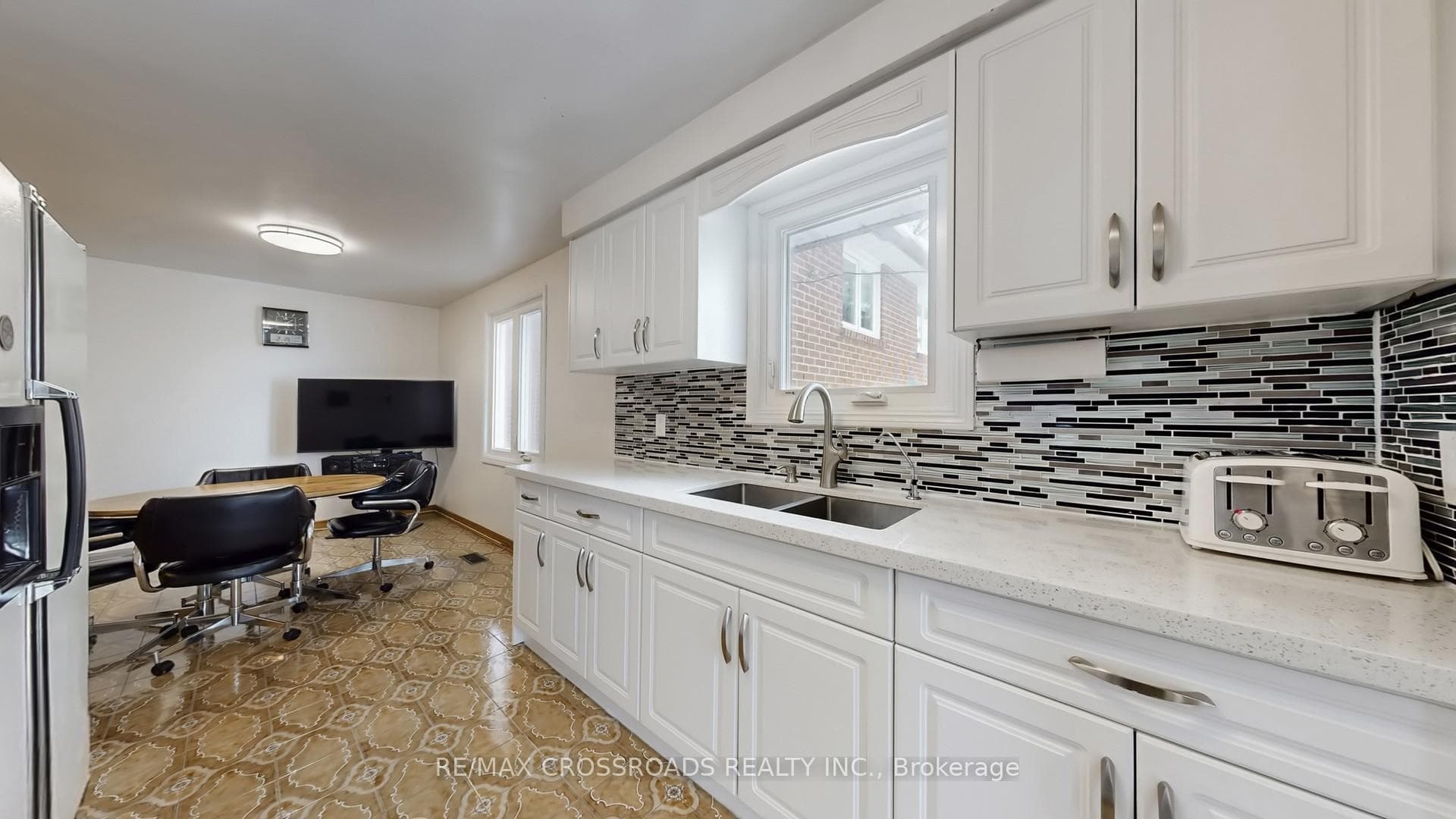 93A Wanstead Avenue photo 13
