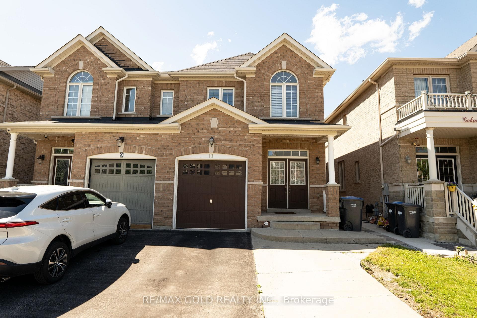 11 Vanderpool Crescent Unit 1-Upper photo 1