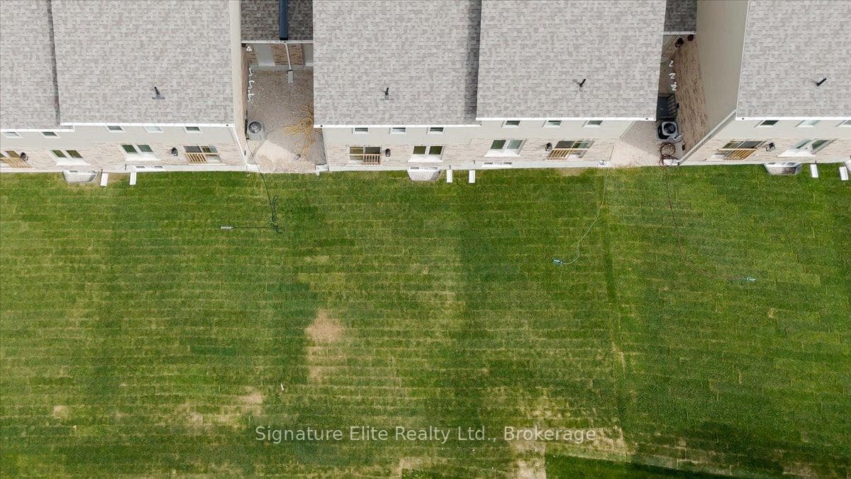 68 Uplands Drive photo 44