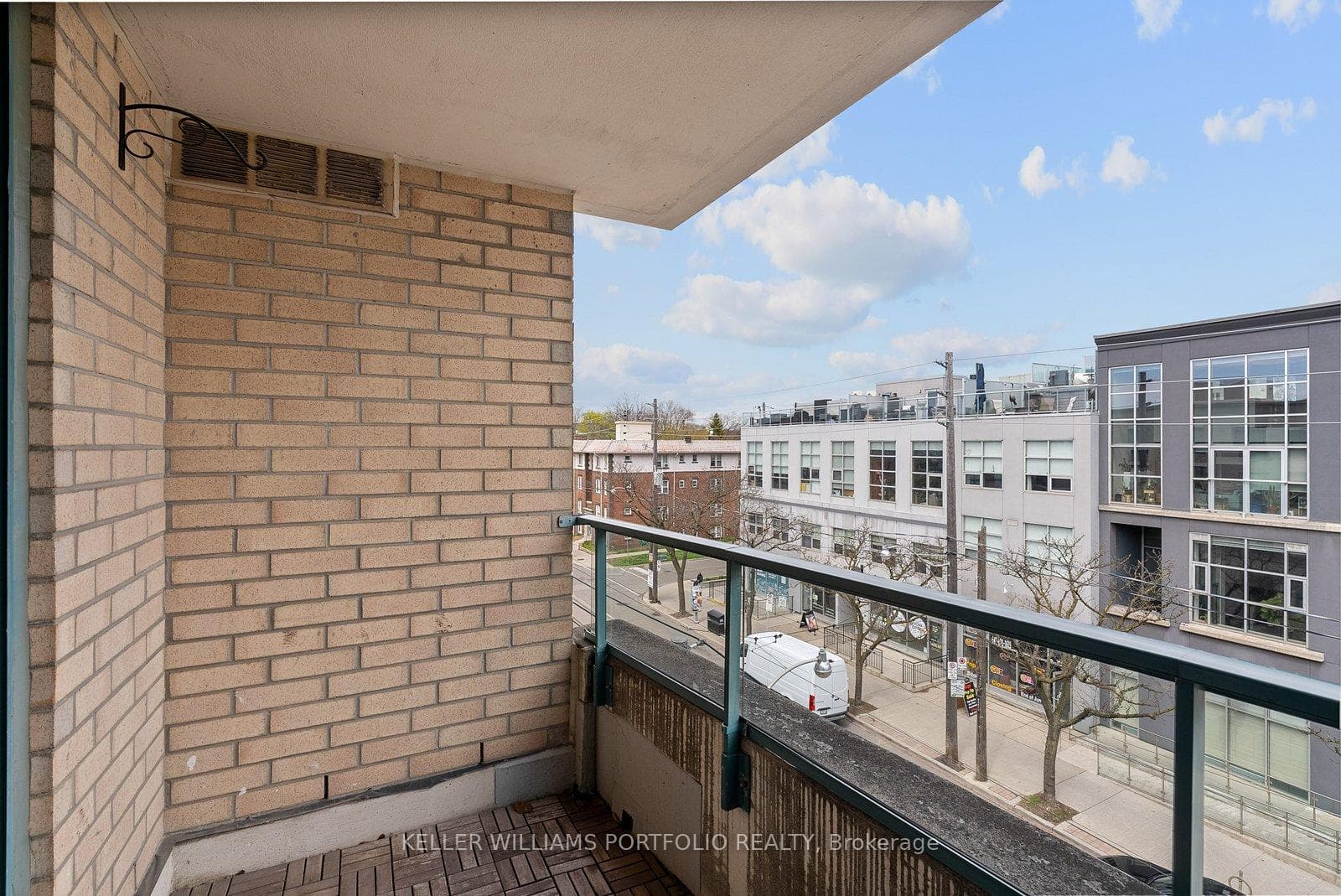 1829 Queen Street Unit 408 photo 22