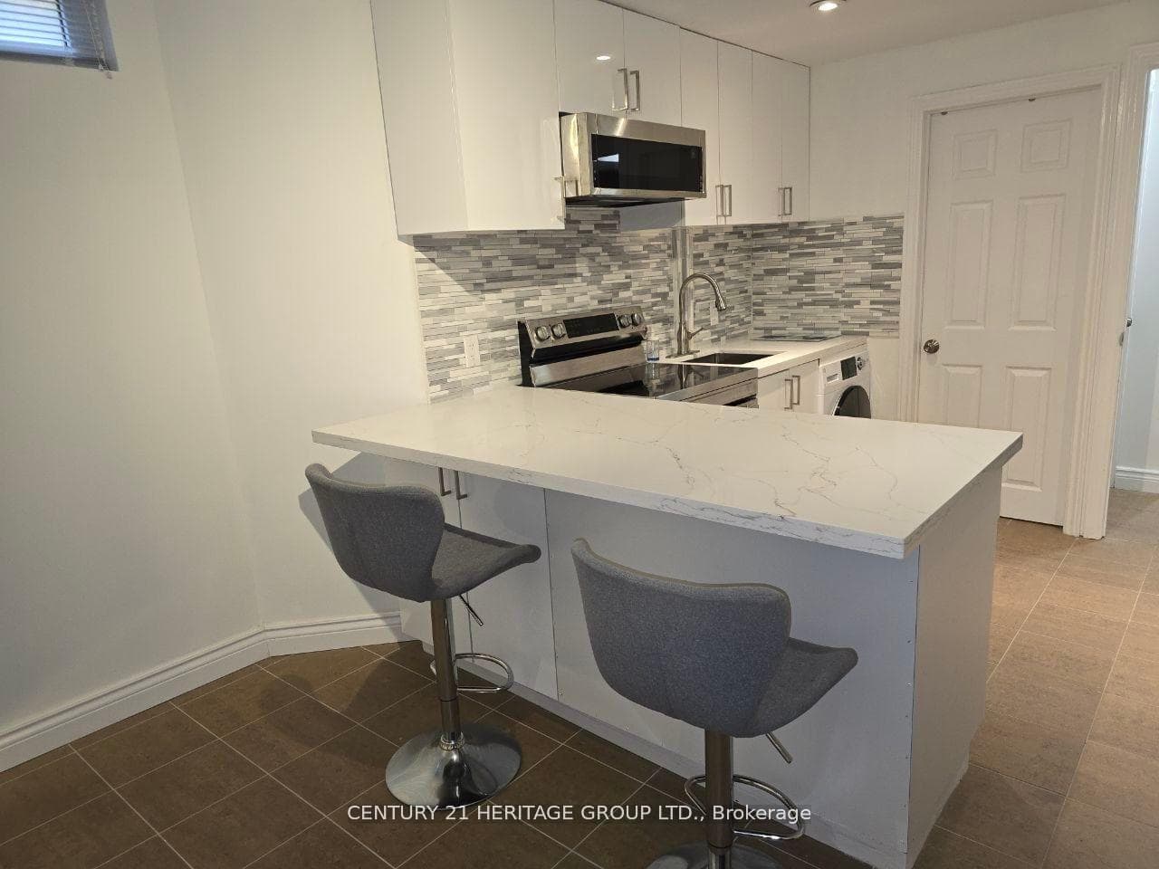 48 McClenny Drive photo 3