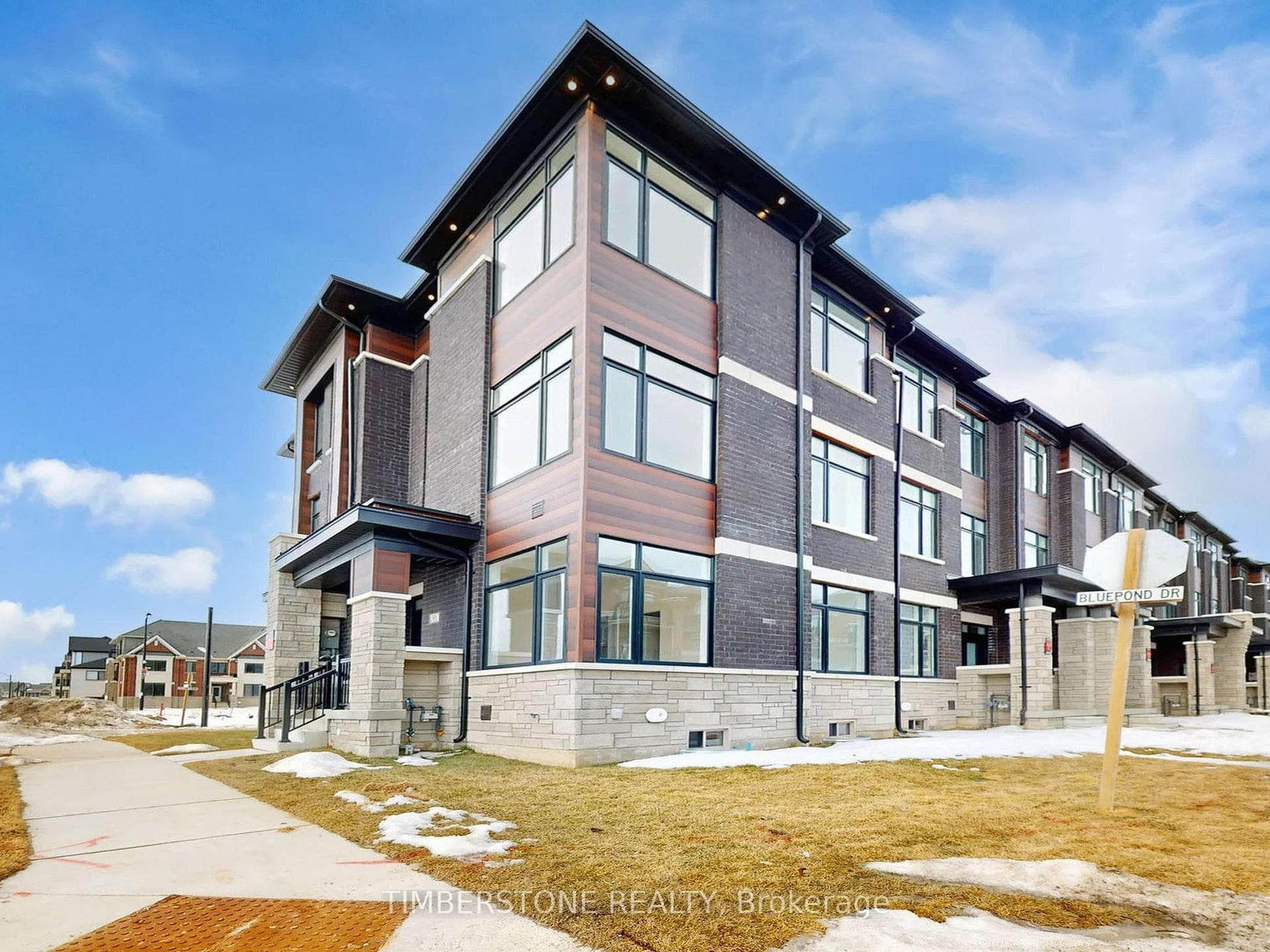 91 Blue Pond Drive photo 36