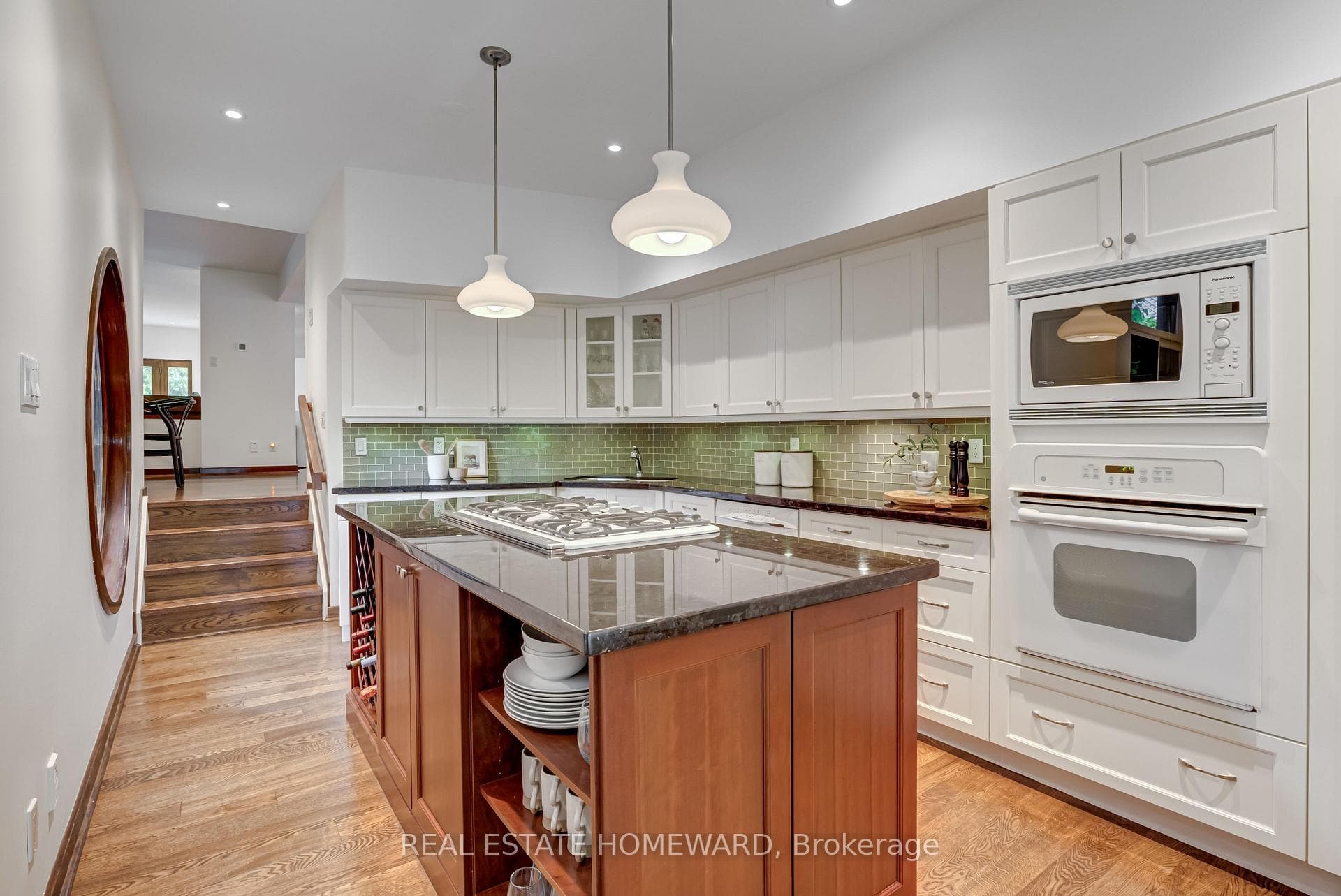 334 Keewatin Avenue photo 11