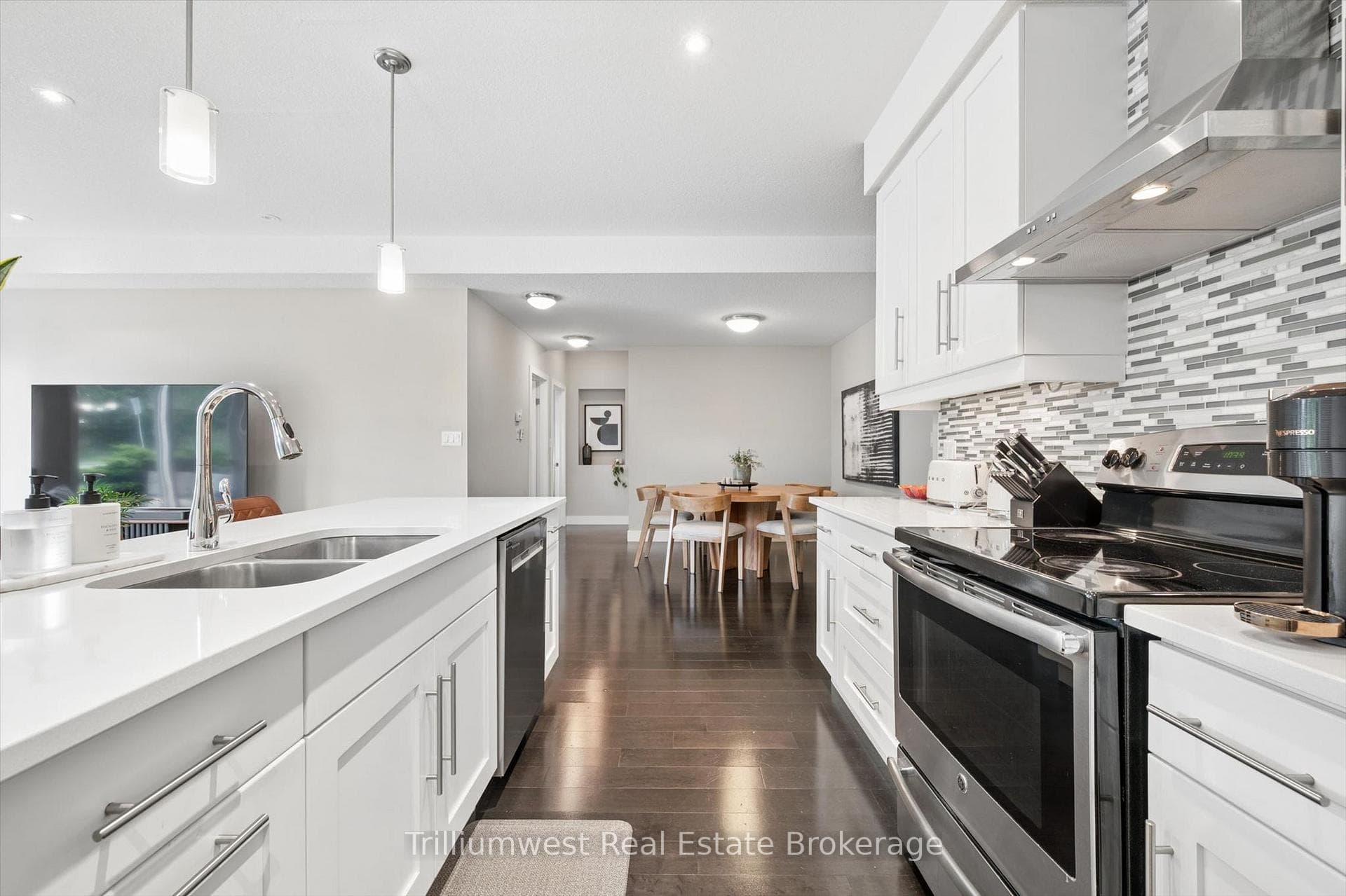 32 Arkell Road Unit 9 photo 9