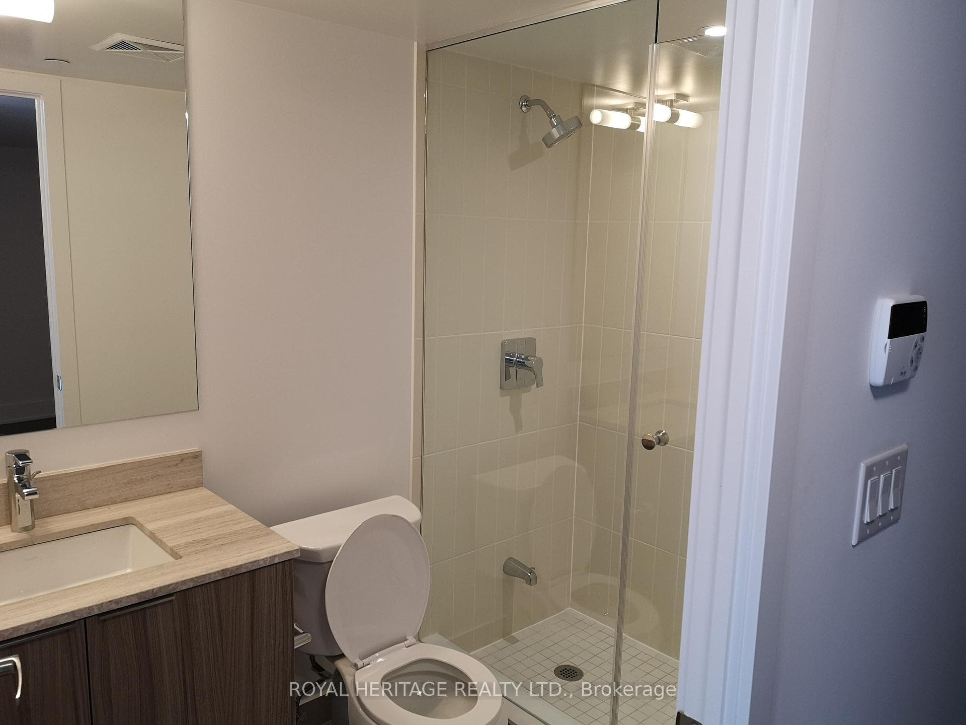 955 Bay Street Unit 2114 photo 8