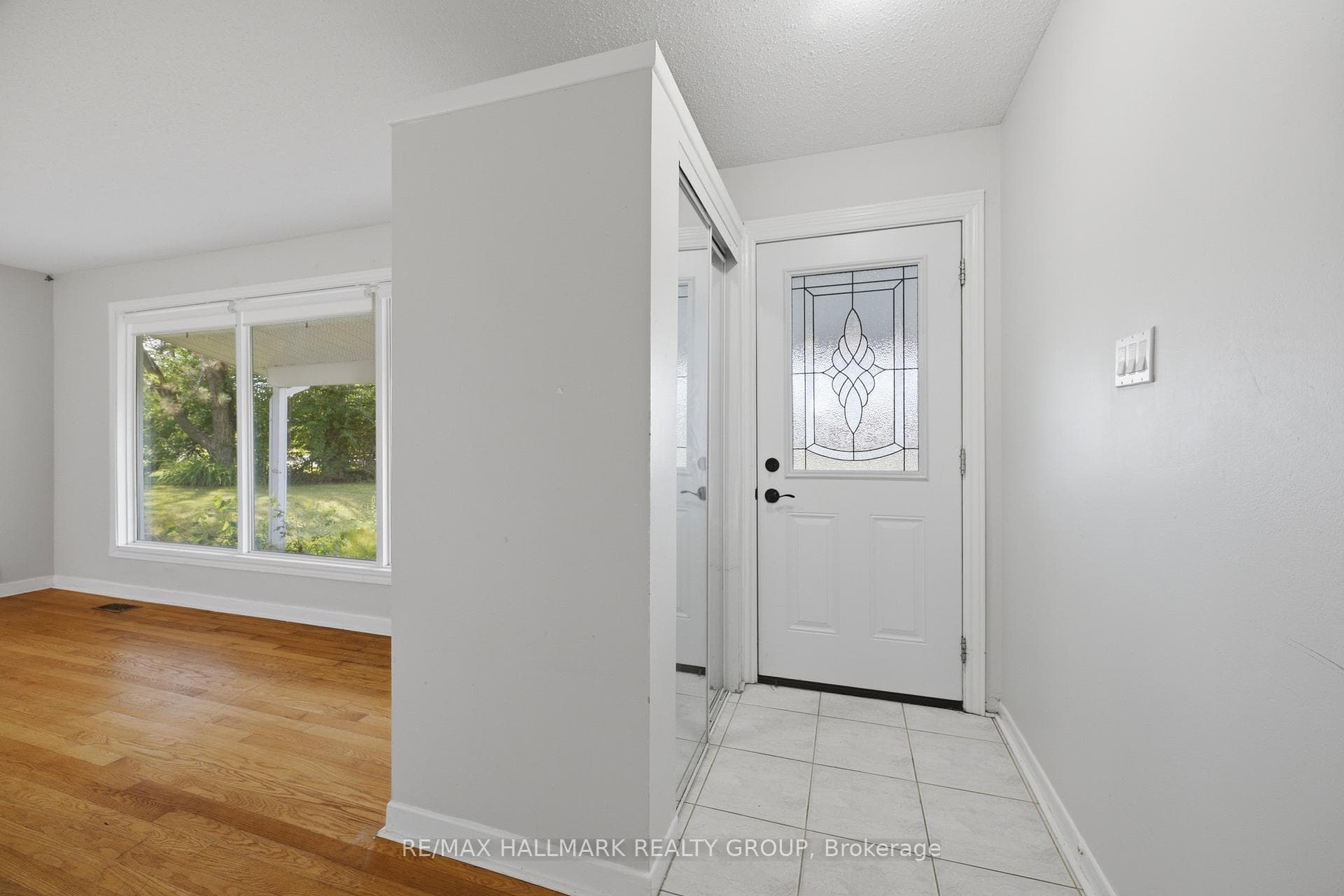 45 Hilliard Avenue photo 7