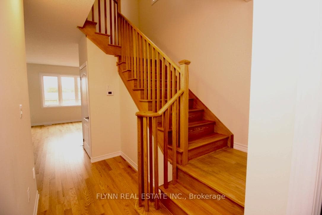 272 EXPLORER Way photo 6