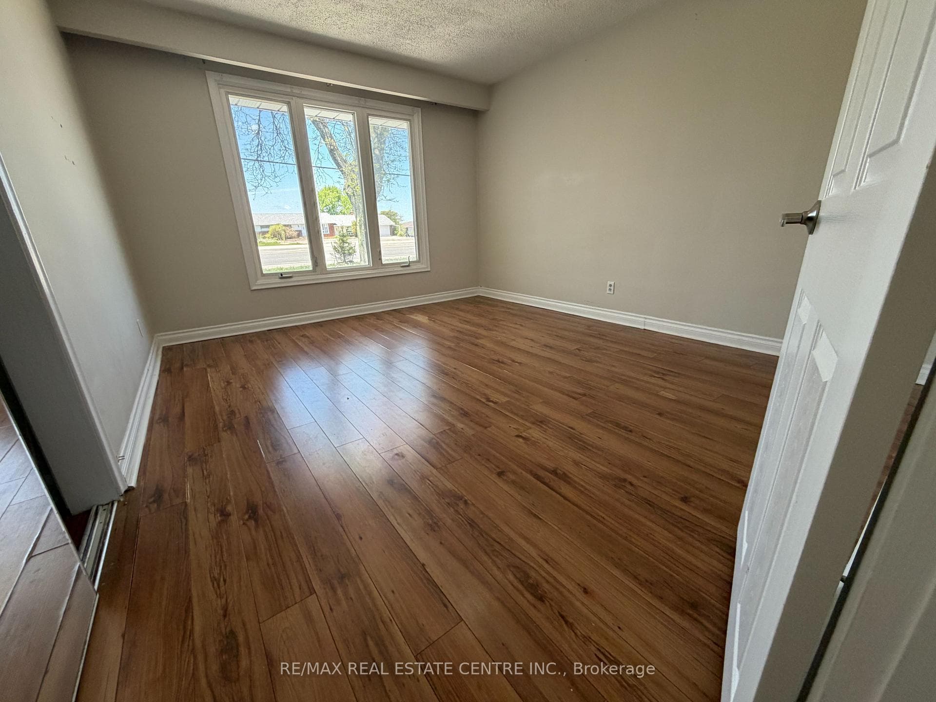 11580 Britannia Road photo 11