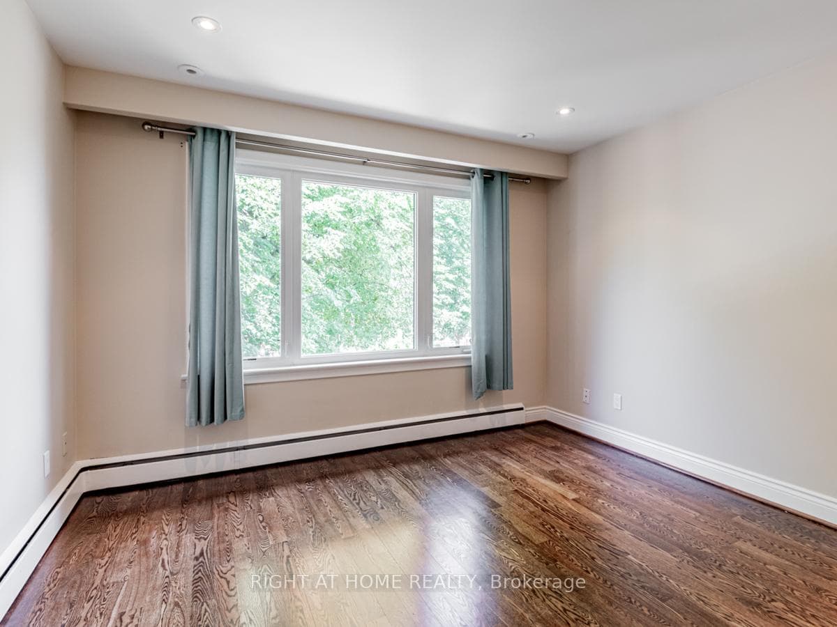 219 Briar Hill Avenue photo 18