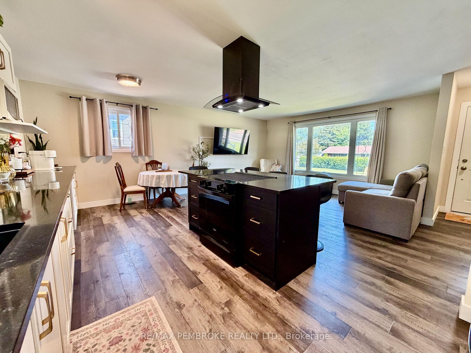 23 Doran Road photo 4