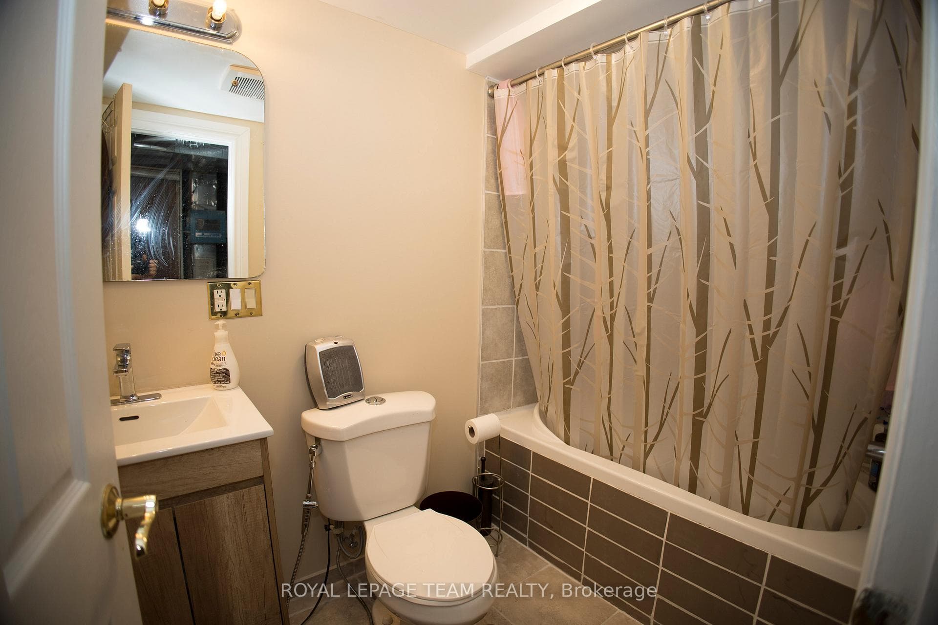 1339 Kilborn Avenue photo 13