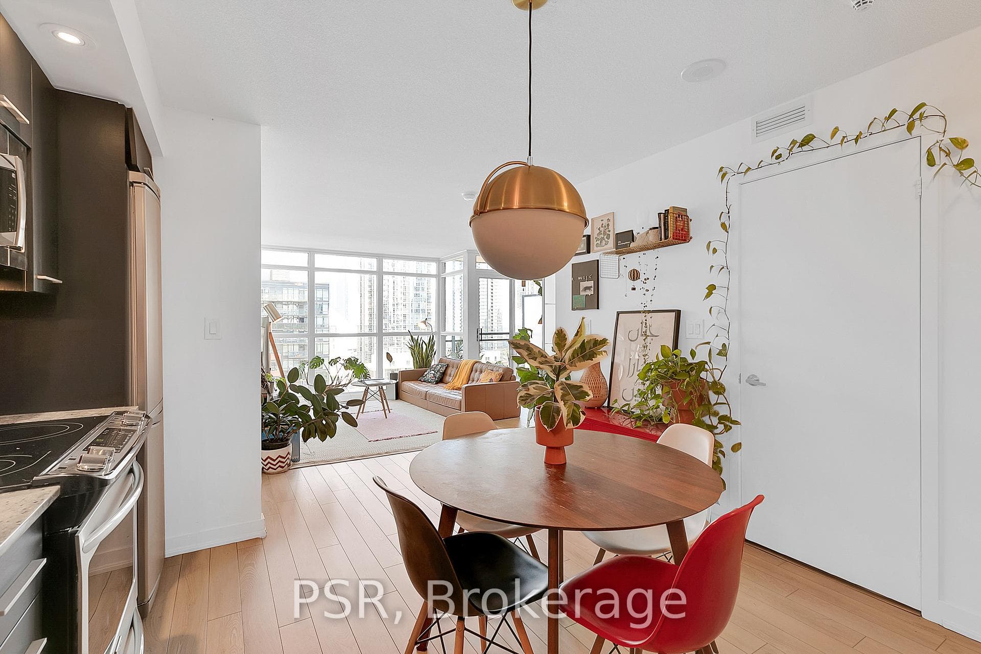 8 Telegram Mews Unit 1706 photo 13