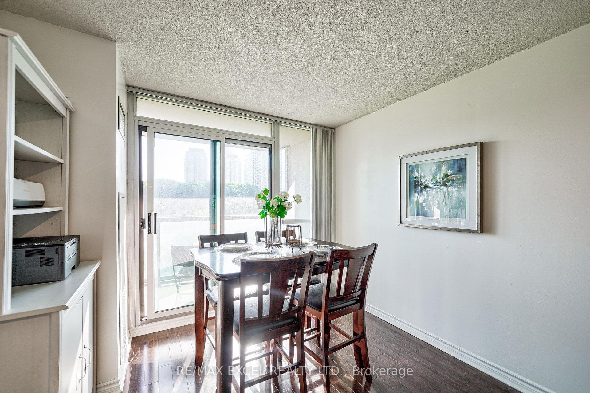 68 Grangeway Avenue Unit 711 photo 15