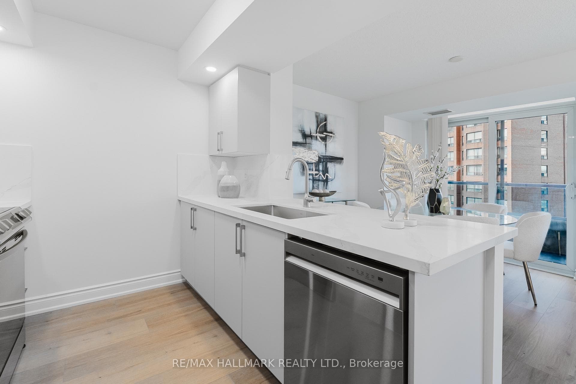 500 Doris Avenue Unit 929 photo 23