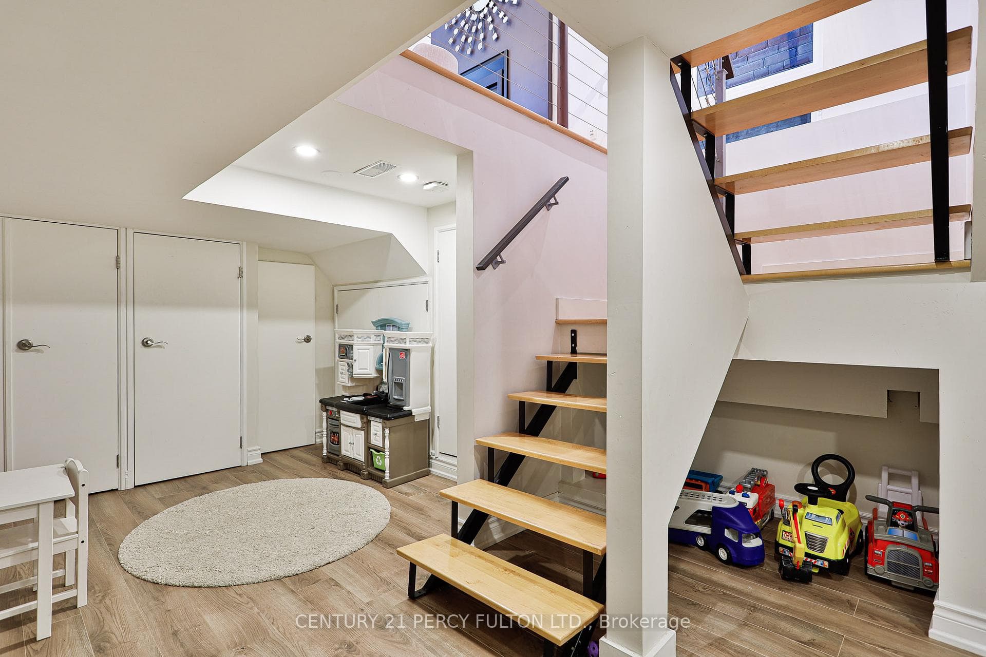 536 Crawford Street photo 41