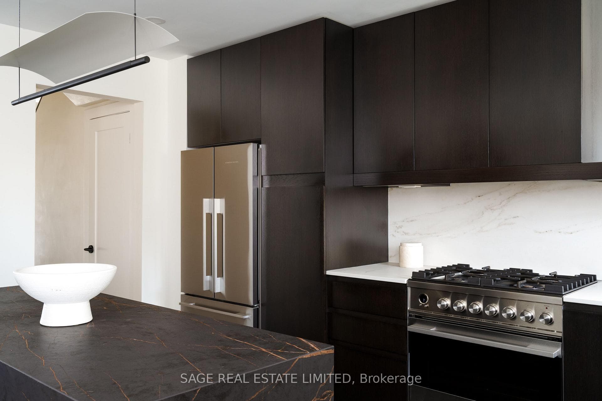 276 Oakwood Avenue photo 14