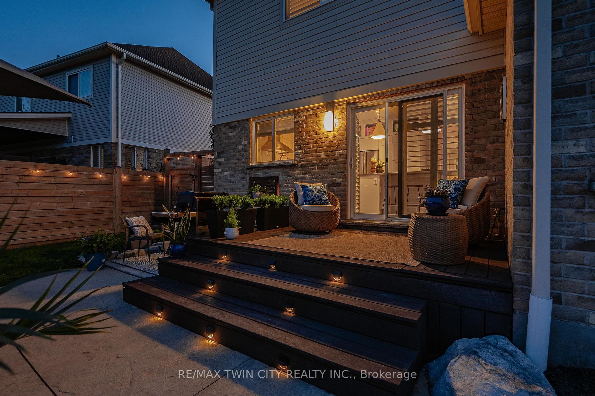 242 Waterbend Crescent photo 47